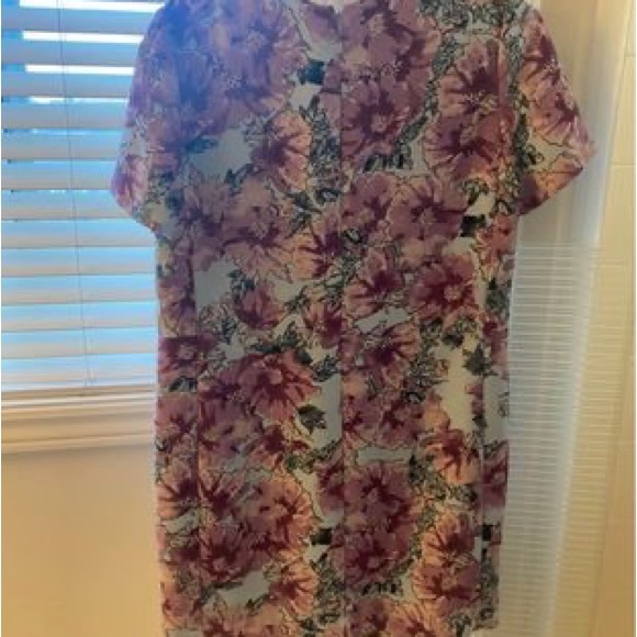 Aritzia dresses - Picture 5 of 6